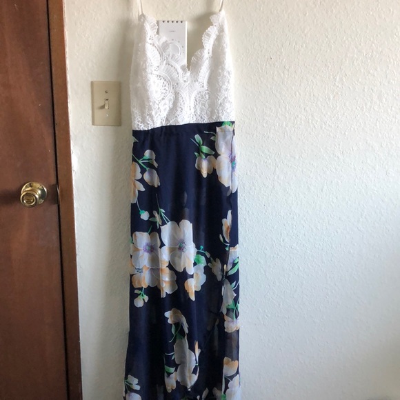 Floral hi-low dress. Size XL. - Picture 3 of 3